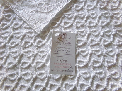 White Cursive Loops Texturized Chenille Material, 19" x 27" inch Needletuft Piece, Neutral Vintage Fabric for Handmade Quilts, DIY Pillows