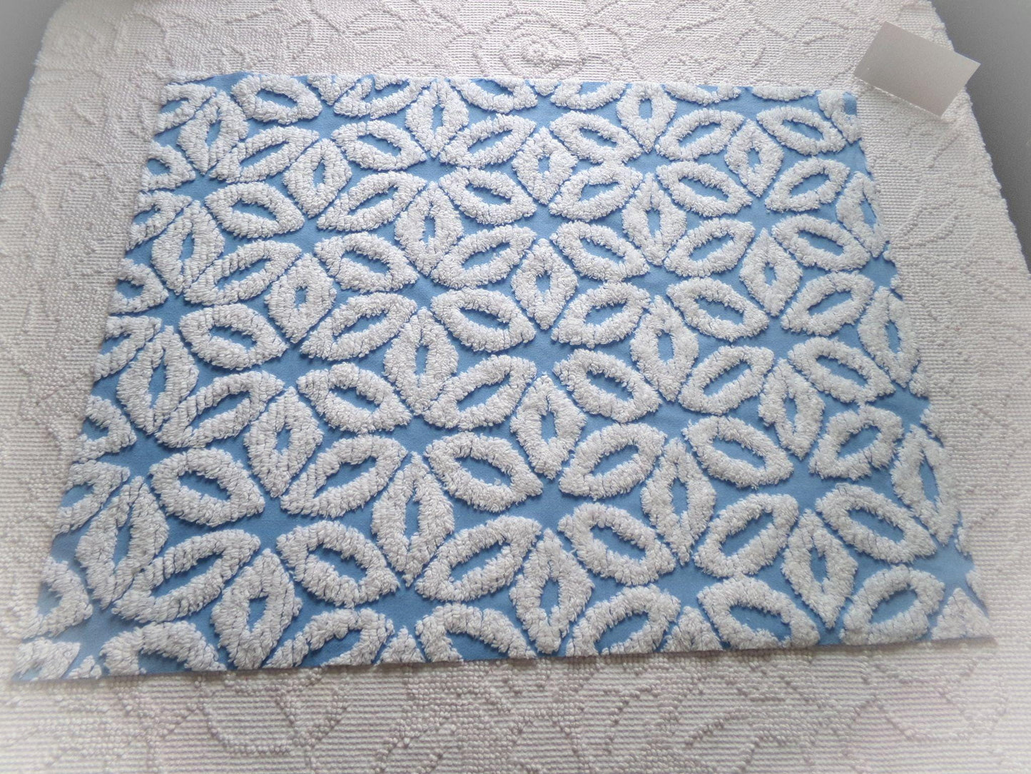 beach blue & white daisy vintage chenille fabric, classic geometric daisies, 18" x 24" piece of texturized cotton sewing material