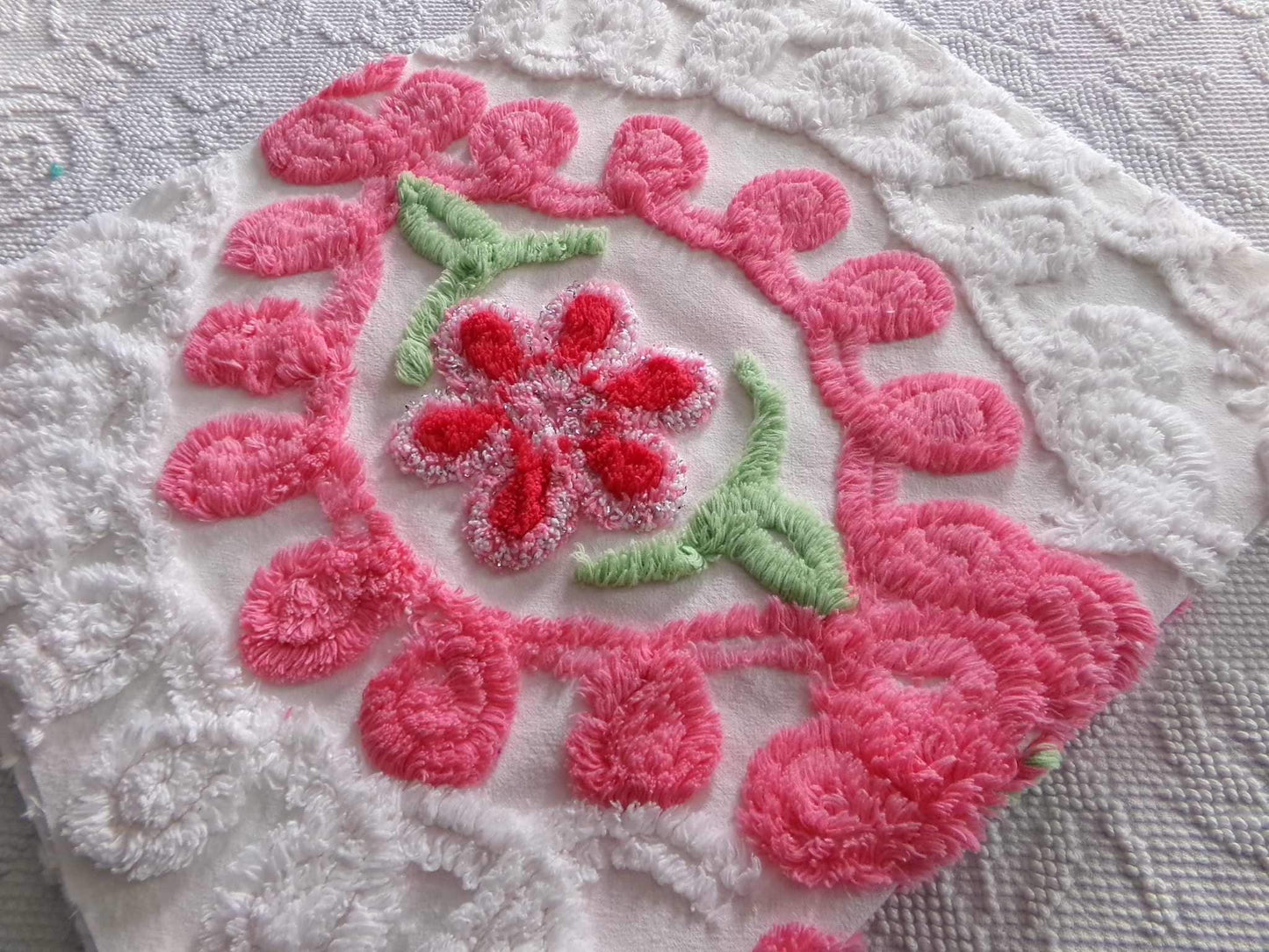 Hourglass Curlicue Vintage Chenille Fabric Piece, Sparkle Rose Flowers, 16" x 28" inches