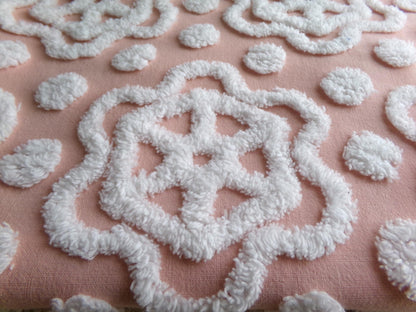 fairytale daisy dots vintage chenille fabric, beautiful white spoked daisies on rose pink cotton, 20" x 24" piece of sewing & quilt material