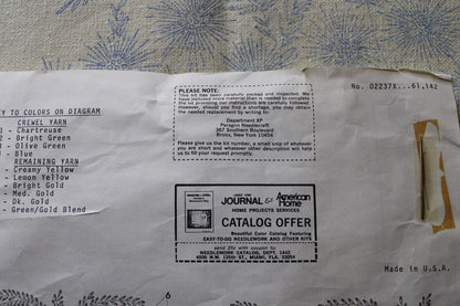 YELLOW DAISIES Vintage Crewel Embroidery Kit Paragon 02237X Boho 1970s Barbara Sparre Design