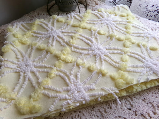 springtime yellow & white chenille fabric, vintage 27" x 21" inch piece of quilt material with fluffy pops, needletuft spider rings