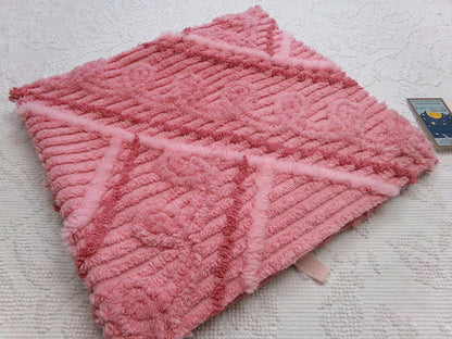 crossroads pink vintage chenille fabric in optic bold intersecting geometric design, 25" x 28" piece