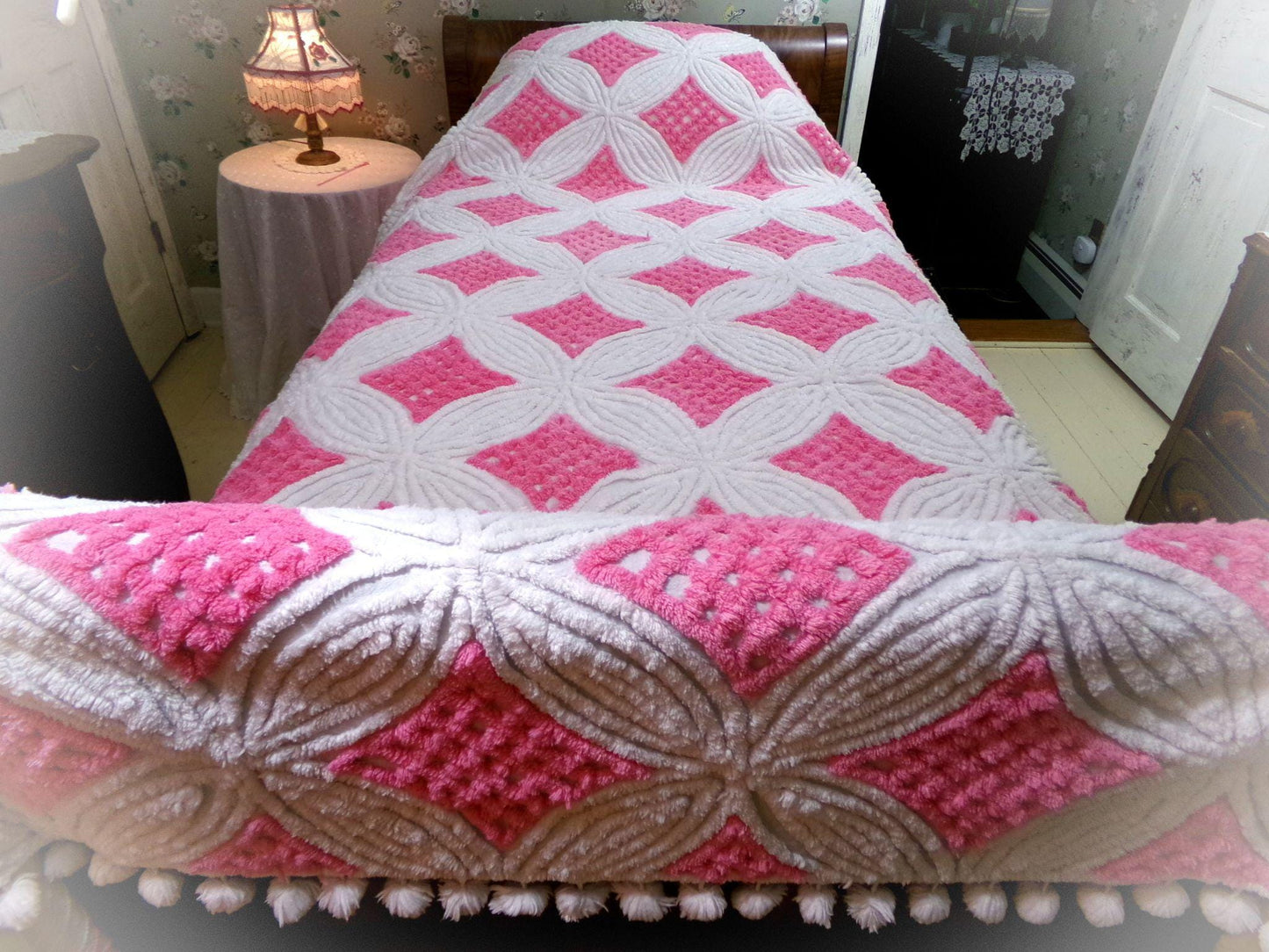 dreamy pink & white vintage chenille bedspread, waffle tufts in swirl flower petal design, pom pom trim, 100% plush cotton full size bedding