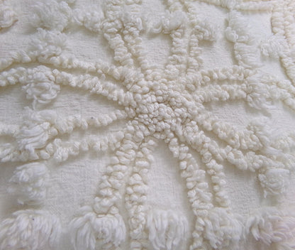 Ivory Elegance Vintage Chenille Fabric - Creamy Neutral Textured Quilt & Craft Material, 20" x 24" Piece