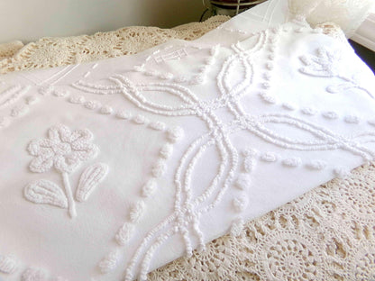 White Vintage Chenille Fabric, 24" x 26" Piece, Versatile Cottage Style Daisy Tulip Design, 100% Lightweight Cotton Quilt Material
