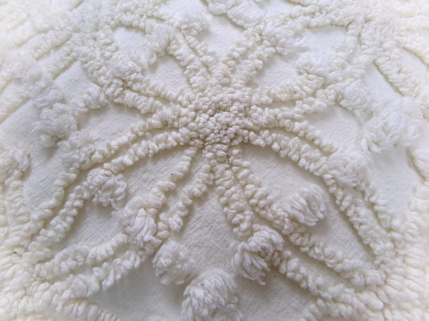 Ivory Elegance Vintage Chenille Fabric - Creamy Neutral Textured Quilt & Craft Material, 20" x 24" Piece