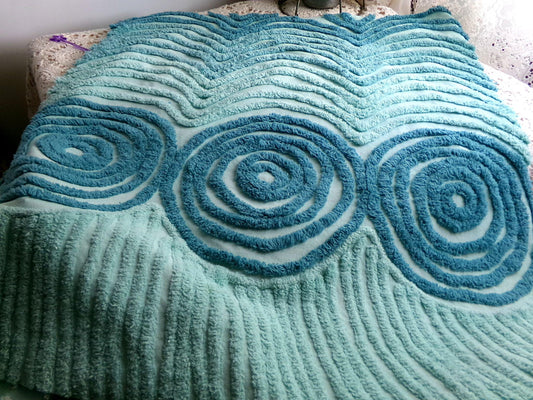 WILD Splashing WAVES vintage chenille fabric, 23" x 21" inch piece cut from an original 1940s chenille bedspread, bold & fabulous