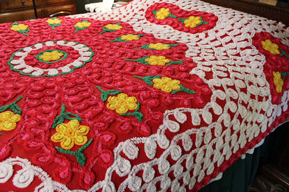 Flower Burst Chenille Bedspread, Vintage Midcentury Bedding in Sassy Bright Red with Hearts & Curlicues, FULL Size Bedding