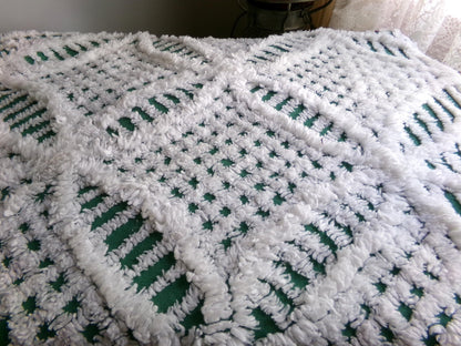 Plush Lush Green & White Vintage Chenille Fabric, 18" x 26" inch Piece, Wedding Ring Design for Christmas Crafts, Pillows, Quilts