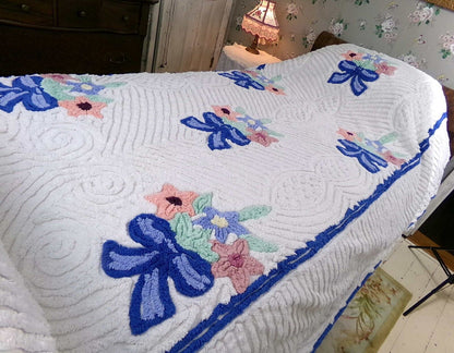 Charming Vintage Chenille Bedspread Plush Bow Flower Bouquets, Twin Size Bedding