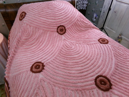 Shabby Pink Vintage Chenille Bedspread, Dramatic Mauve Deep Swags, Full Size Old Hollywood Style Bedding