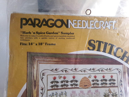 HERB 'N SPICE Garden Sampler Crewel Embroidery Kit, 1977 Vintage Paragon Needlecraft Creative Stitchery #0786