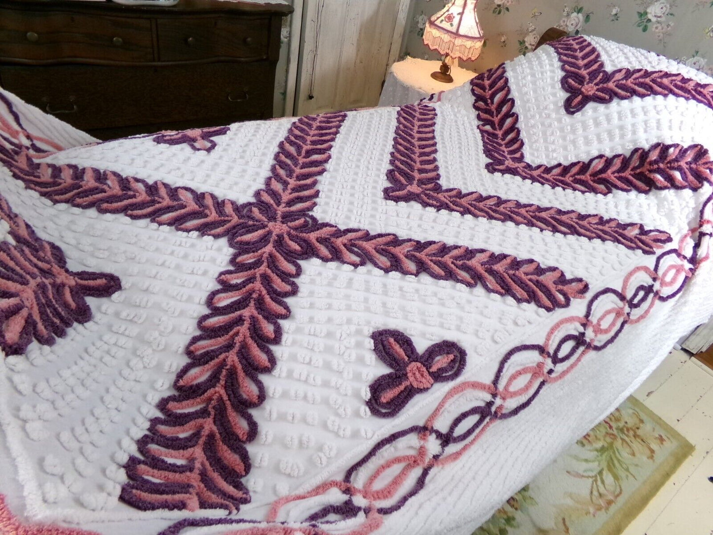 Vintage chenille bedspread sunkissed burgundy frost & burnt umber laurel leaf, twin