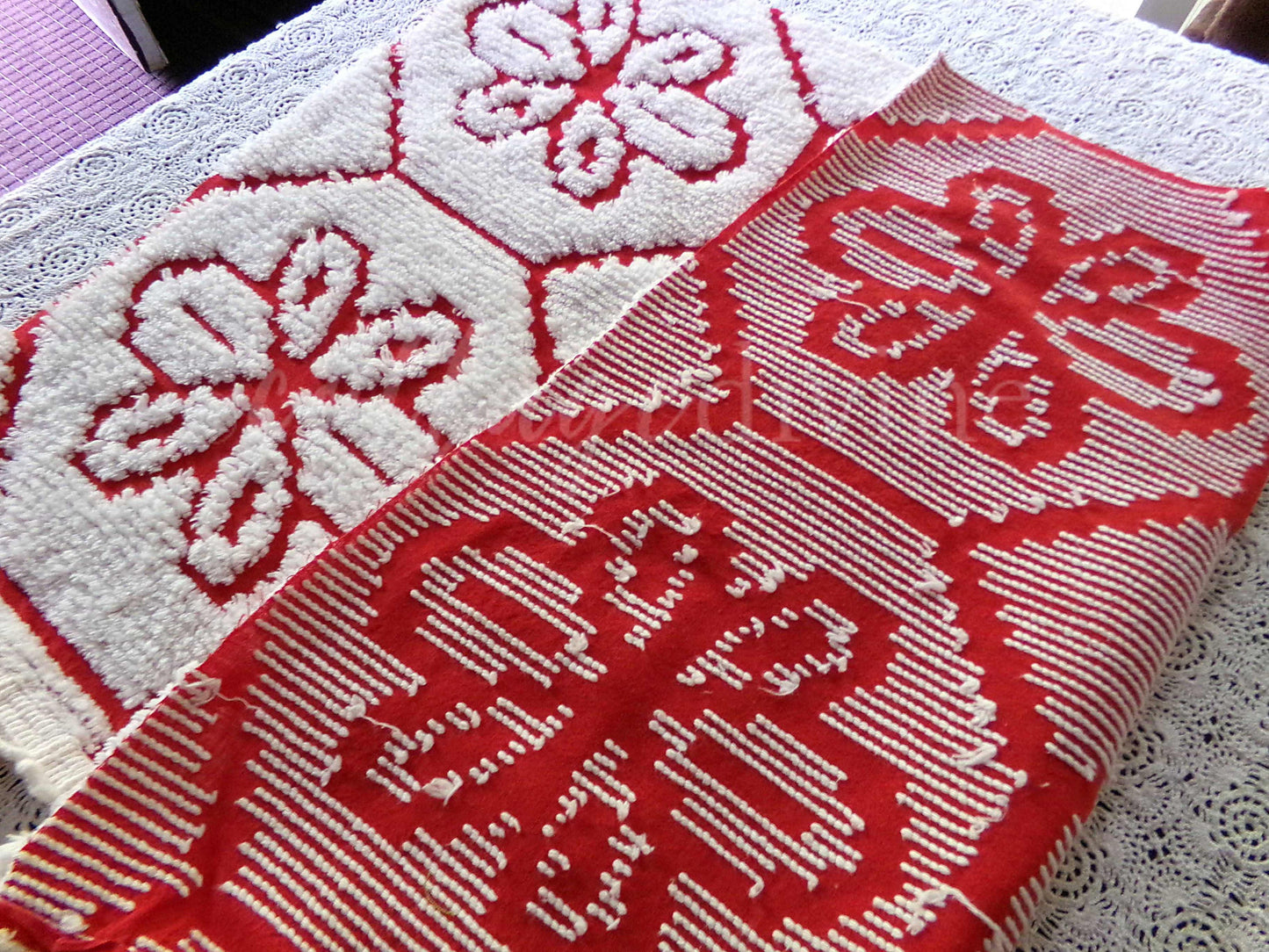 Festive Red Chenille Fabric in Vintage White Daisy Design, 19" x 26" Inch Piece, Unique Geometric Design, Ideal for Festive Crafts