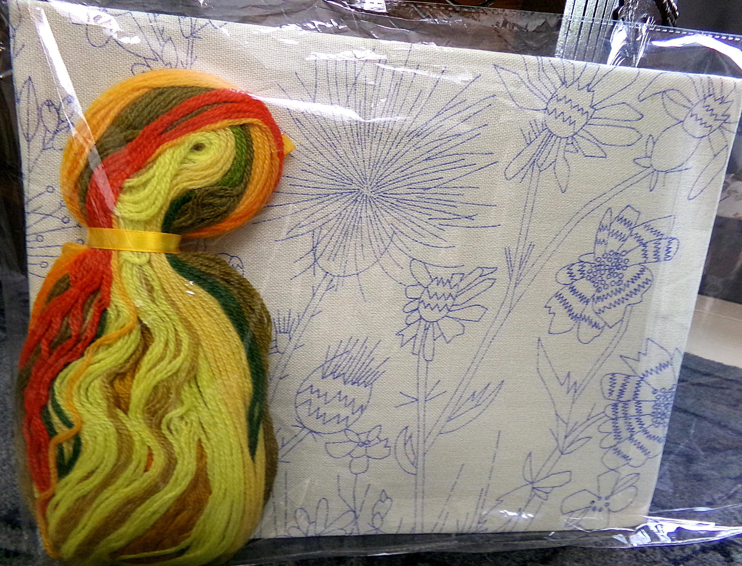 GOLDEN FANTASY Crewel Embroidery Kit, 1970s Vintage Paragon 0428 Stitchery, Hippie Design by Pat Garvin