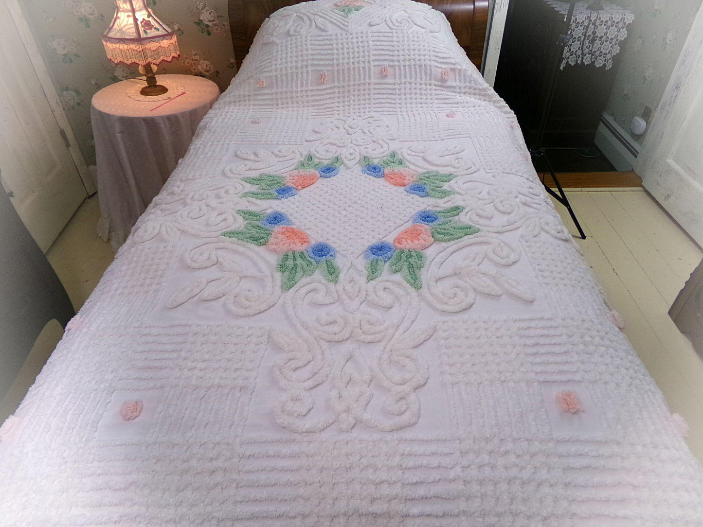 roses in winter vintage chenille bedspread, white cotton summer coverlet, classic cottage style full size bedding