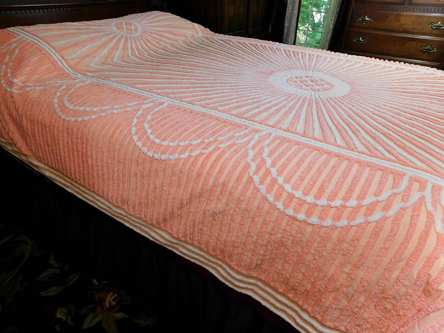 Spectacular STARBURST Peach SUN RAYS Vintage Chenille Bedspread, 100% Plush Cotton, Full Size
