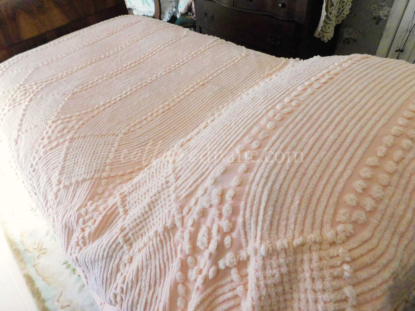 Graceful Waterfall Iced Peach Vintage 1940s Chenille Bedspread, Full Size, Cotton