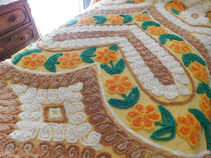 Midcentury Vintage Chenille Bedspread, Sunrise Yellow Gold Hearts & Flowers, Full Size Bedding