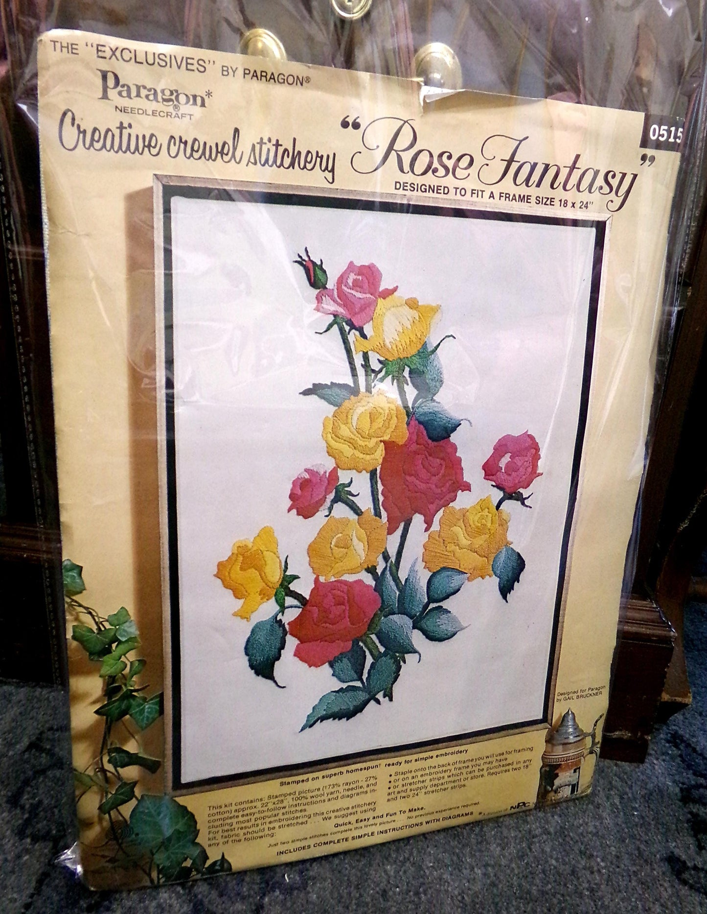 ROSE FANTASY Vintage Paragon Crewel Embroidery Kit #0515, Elegant Garden Roses Stitchery, Gail Bruckner Design