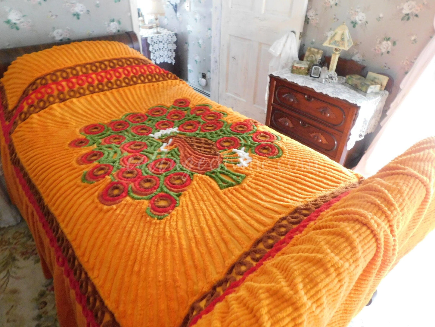 Eyepopping Tango Peacock Vintage Chenille Bedspread, Fitted Full Size with Skirt