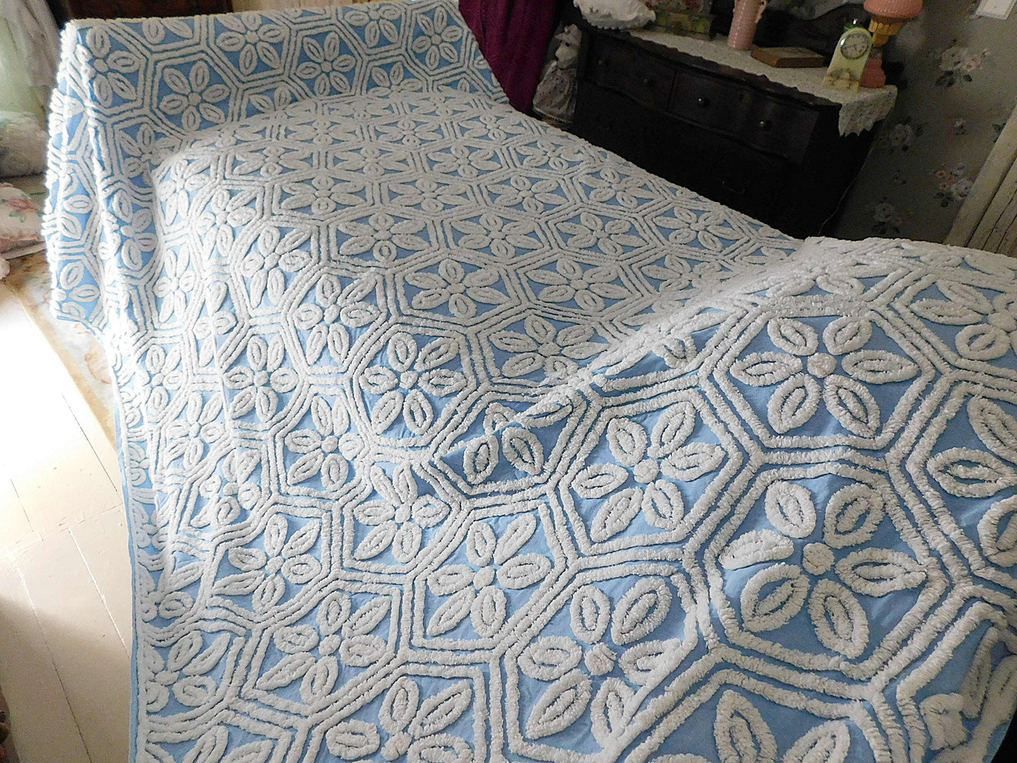 Vintage Chenille Bedspread, White Daisy Hexagon Design on Sky Blue, Full Size 1950s Geometric Design, 100% Cotton
