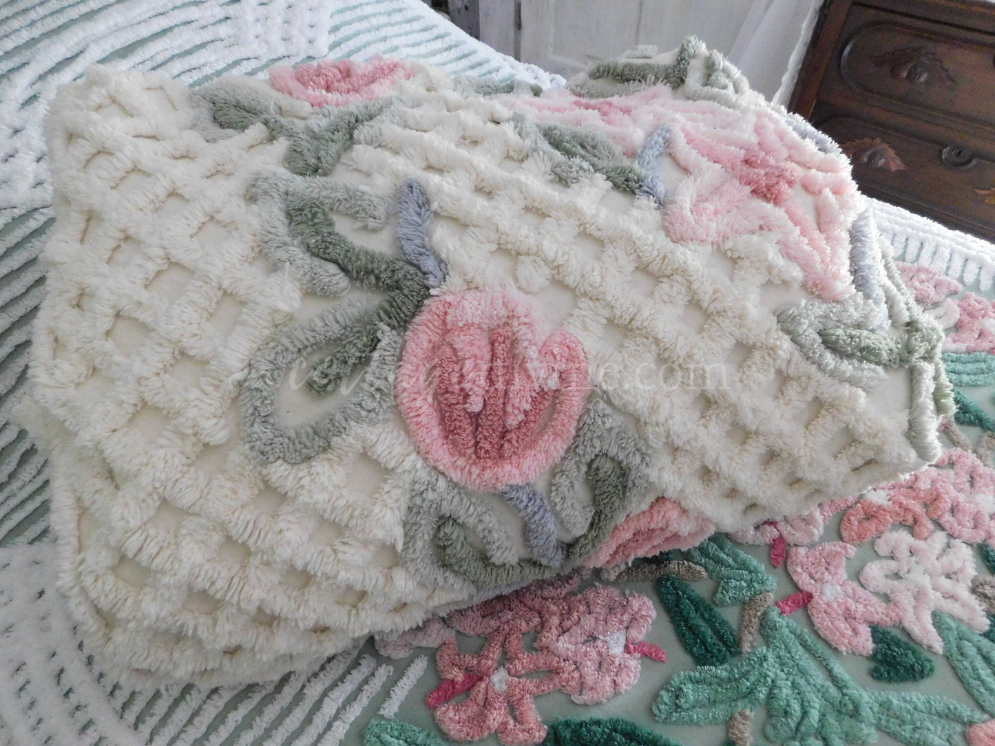 vintage chenille bedspread in a lush garden of pink lilies, buttercream twin size bedding, fitted design with ruffle skirt