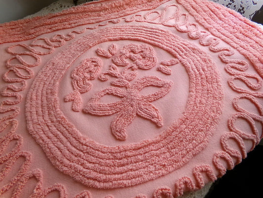 vintage peach rose cameo chenille fabric, lovely needletuft floral bouquet tied with a bow, 19" x 32" inch piece, for pillows & wallhangings
