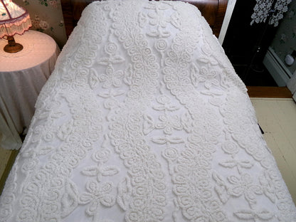 Vintage Canyon Group Chenille Bedspread: KING Size Cotton Blend Bedding, Made in USA