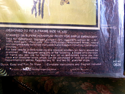 PURPLE CLOVERS Crewel Embroidery Kit, Boho Vintage Paragon Needlecraft Creative Stitchery #0626