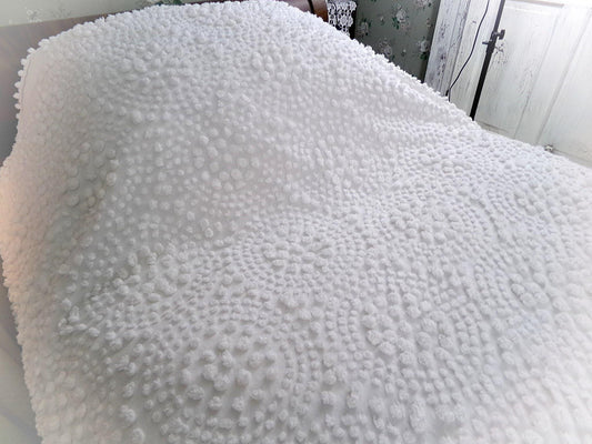 Vintage White Chenille Bedspread | Cosmic Moon Circle Dot Design | Minimalist Farmhouse Cottage Decor TWIN Cotton Coverlet