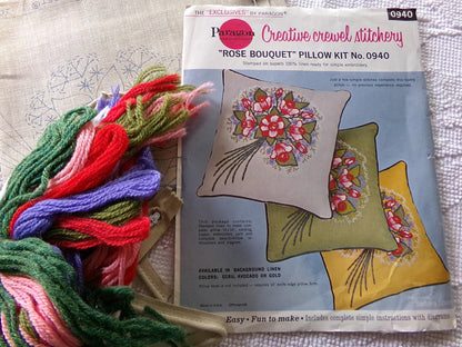 ROSE BOUQUET Pillow Crewel Embroidery Kit, Vintage Paragon Creative Stitchery #0940, Design by Phyllis Hall
