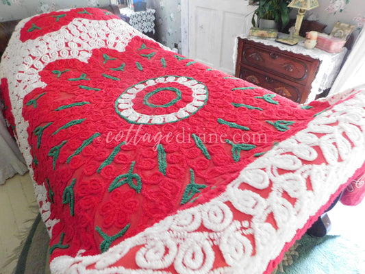 Swirling Red Roses Vintage Chenille Bedspread, Full Size in Spiral Floral Design with Accent Hearts