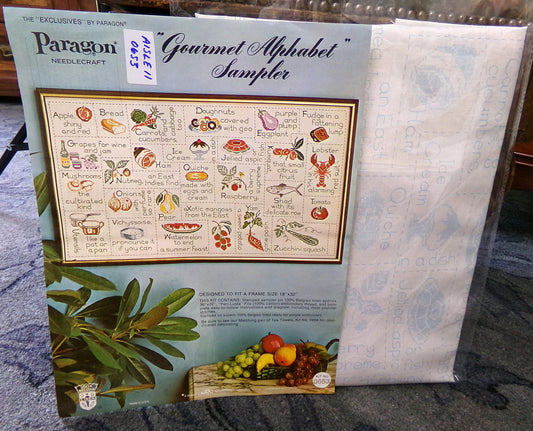 Fun Foodie GOURMET ALPHABET SAMPLER, Vintage Paragon Needlecraft Kitschy Kitchen Embroidery Stitchery Kit #0653, Large Size