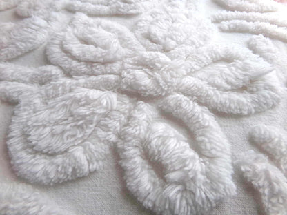 Precious Big Daisy Chenille Fabric, Vintage White Floral Cotton Sewing Material, 20" x 24" inch Piece for Quilting, Pillows & Crafts