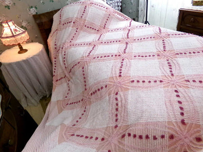 MCM Atomic Rosy Pink Vintage Chenille Bedspread, Classic Geometric Design, Twin Size