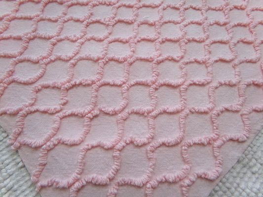Precious Pink Vintage Chenille Fabric Piece, Textured Eternity Link Design, Quilt Material for Sewing & Crafts, 18" x 24"