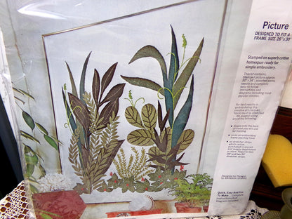 GREENERY Crewel Embroidery Kit, BOTANICAL Boho Vintage Paragon Needlecraft Creative Stitchery #0208