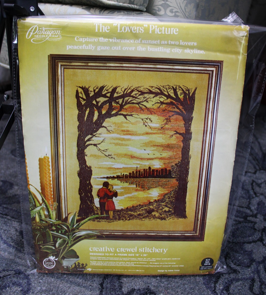 Vtg THE LOVERS Crewel Embroidery Kit Hippie Romance Paragon Stitchery 0319