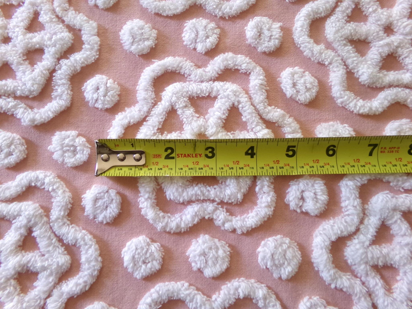 fairytale daisy dots vintage chenille fabric, beautiful white spoked daisies on rose pink cotton, 20" x 24" piece of sewing & quilt material