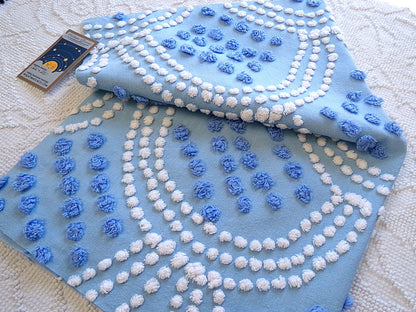 seashell pearls fabric, 20" x 24" inch piece cut from vintage chenille bedspread, beautiful blue & white scallop tufted design
