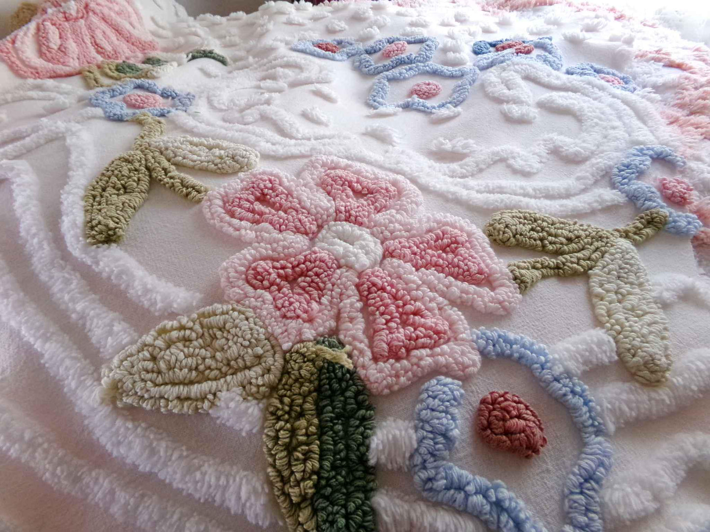 Dreamy Florals Vintage Chenille Material, 29" x 24" inch Fabric Piece, Beautifully Tufted Spring Flower Design on White Cotton