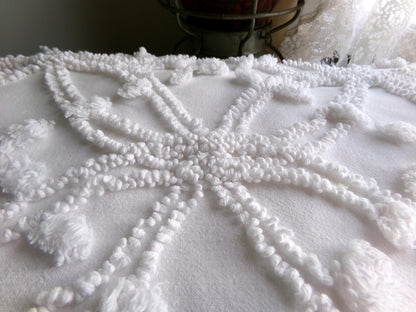 Traditional White Vintage Chenille Fabric in Classic Wedding Ring Pops Design, 20" x 25" Inch Piece, Versatile in Pillows, Quilts & Crafts