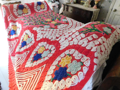 Love is all Around Vintage BOLD PEACOCK Chenille Bedspread, Full Size, Rainbow Red Rapture