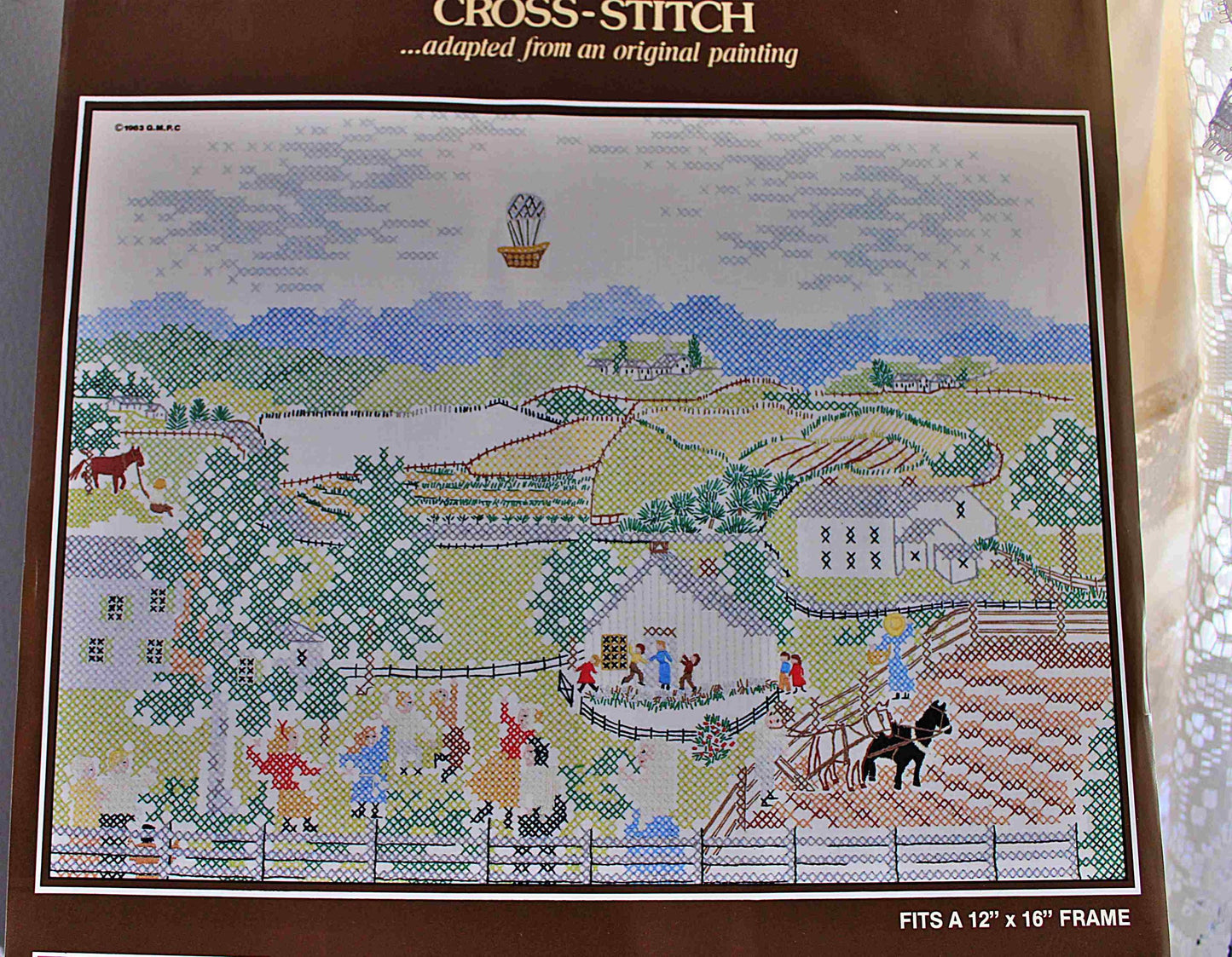 BALLOON Cross Stitch Stitchery Kit, Vintage Grandma Moses Design, Paragon Needlecraft Embroidery 0208 from 1983