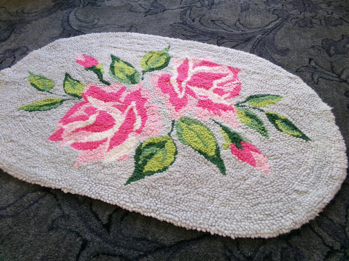 Cottage Shabby Vintage Oval Chenille Rug, Pink Roses on Grey, 20" x 33" Inches, Handmade Small Accent Mat, Cotton