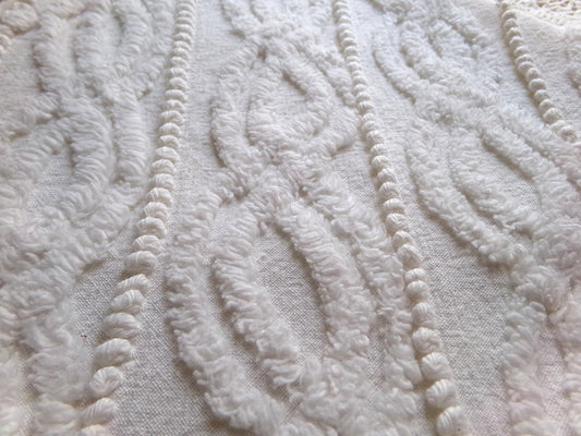 angelic infinity links vintage chenille fabric, lovely sewing material with great texture & presentation, 16" x 21" inch piece