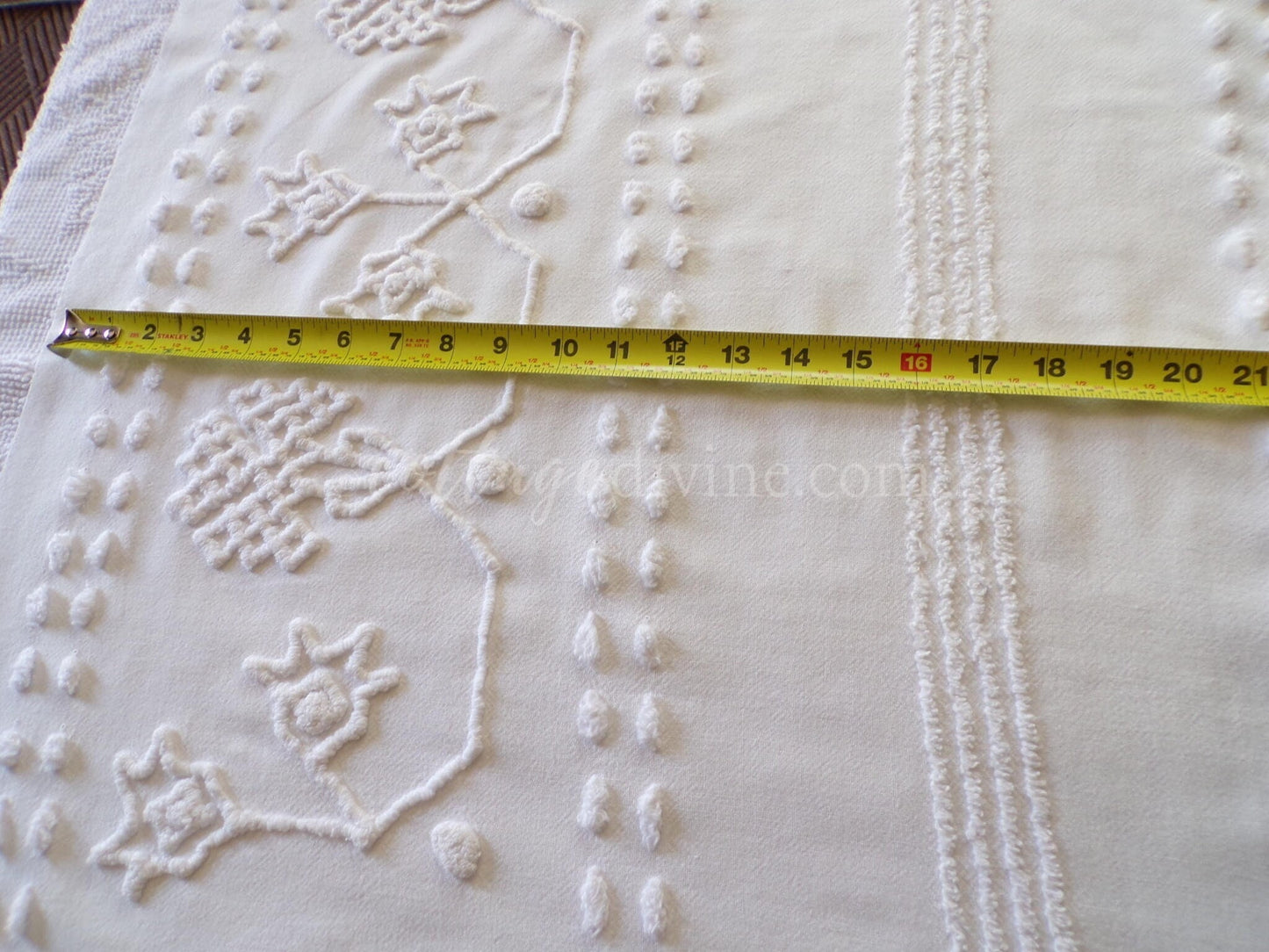modern farmhouse white vintage chenille fabric, great design ideal for pillow covers, wall hanging, quilts, 23" x 23" piece sewing material