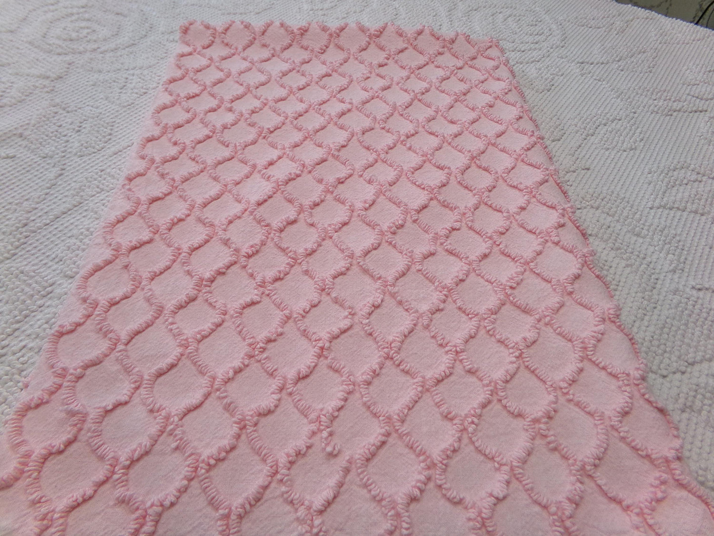 Precious Pink Vintage Chenille Fabric Piece, Textured Eternity Link Design, Quilt Material for Sewing & Crafts, 18" x 24"